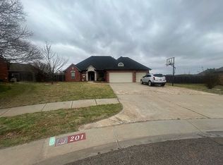 201 Highland Gln, Norman, OK 73069