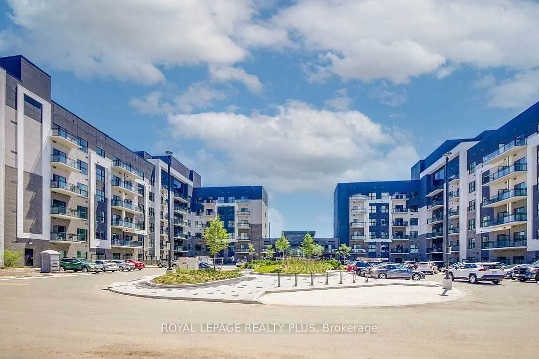 102 Grovewood Cmn — Photo 1