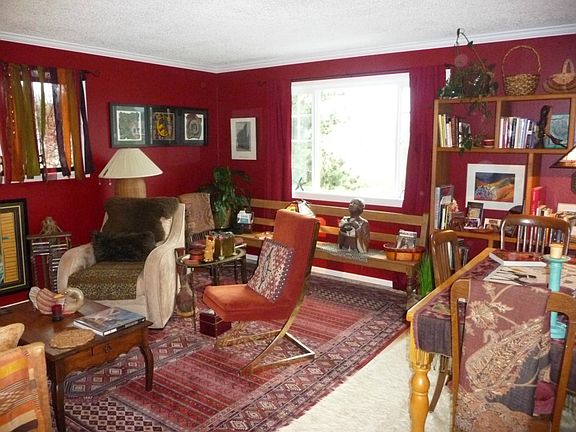 2nd image of 413 Umatilla Ave