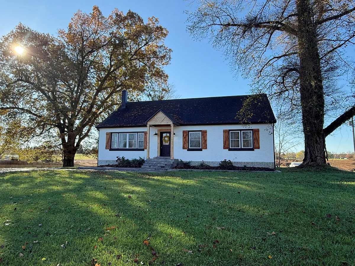 Building Photo - 818 Otter Creek Rd