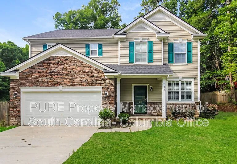 210 Underwood Ct — Photo 1