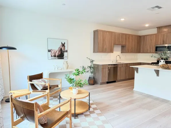 348 Sweet Pl, Fallbrook, CA 92028