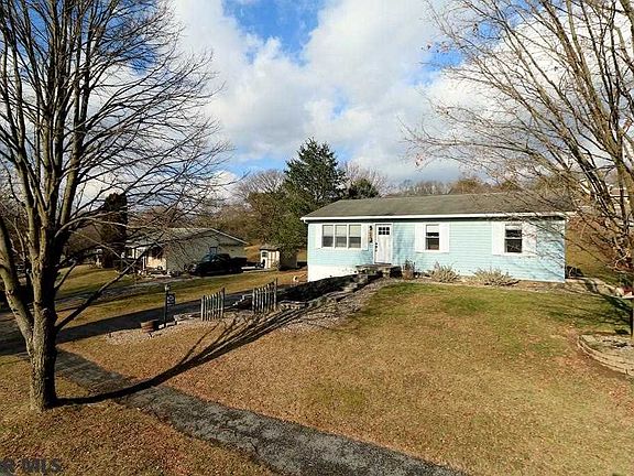 2nd image of 108 Danielle Dr