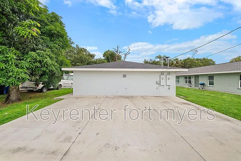 3 bed, 2.0 bath, 1170 sqft, $1,450 — Photo 2