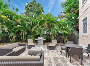 2001 W Dekle Ave APT B, Tampa, FL 33606