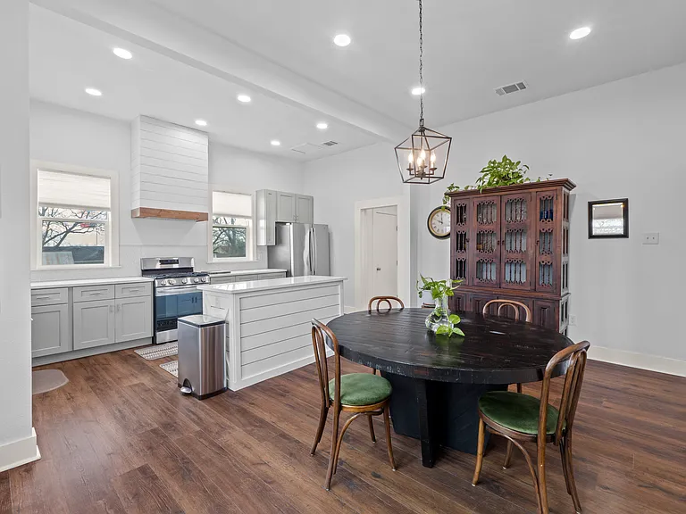 1120 Vance St #1 — Photo 17