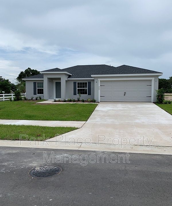 1st image of 905 1st St