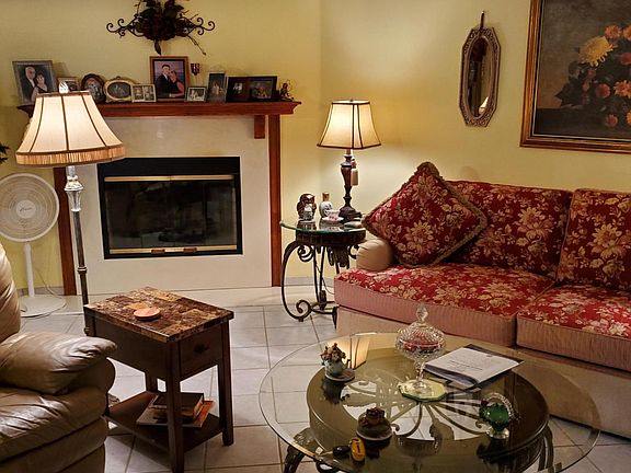 2nd image of 202 Three Creeks Ct