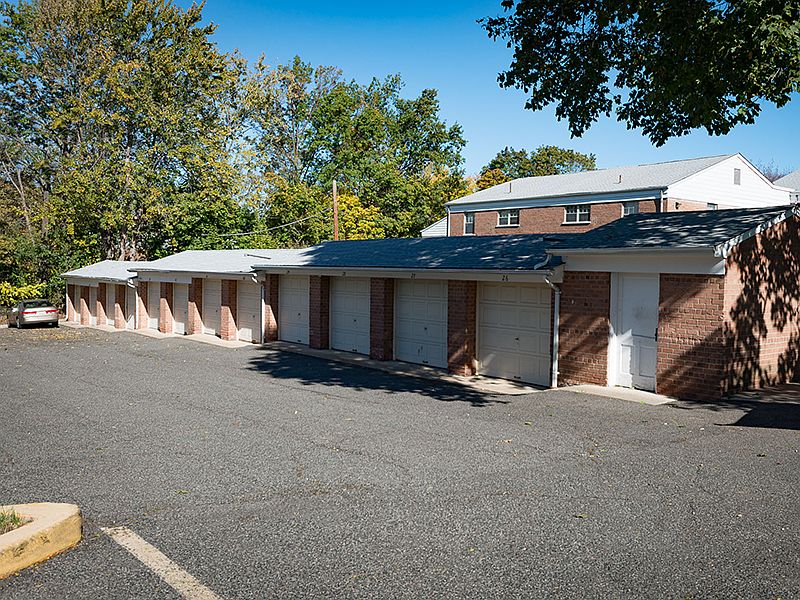 Building Photo 5