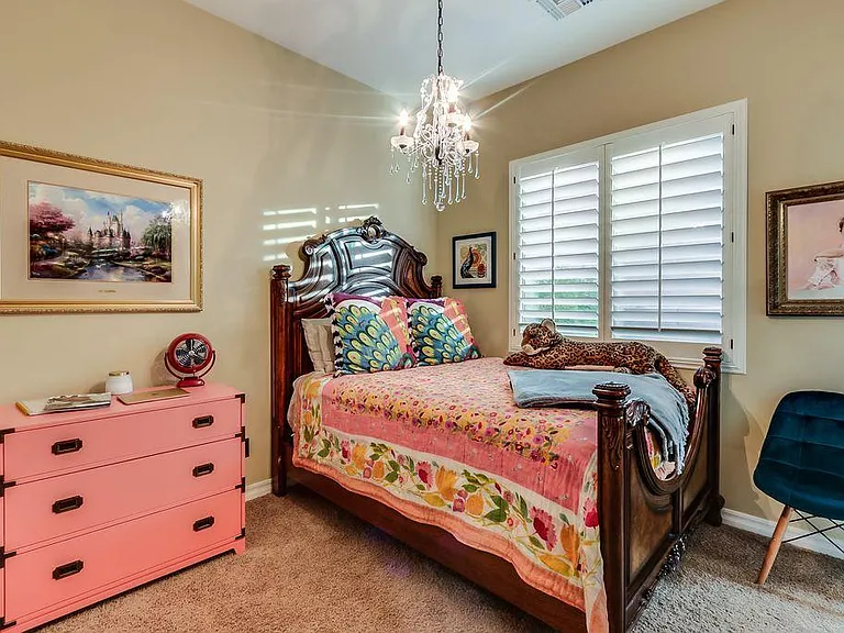 270 W New Dawn Dr — Photo 18