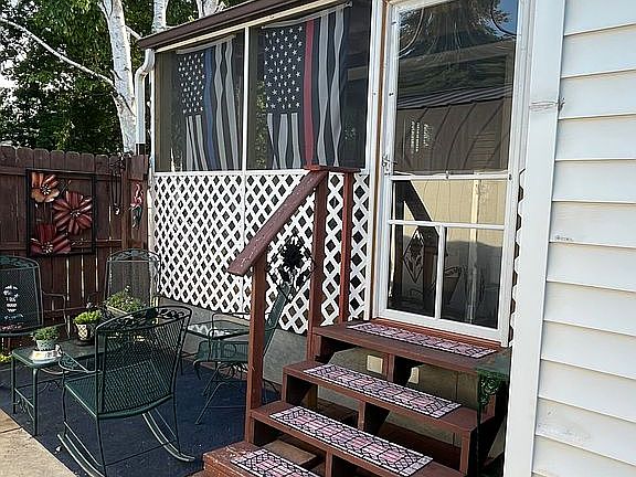 Side screened porch