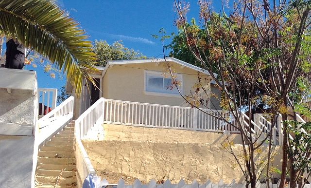1st image of 742 W Summerland Pl