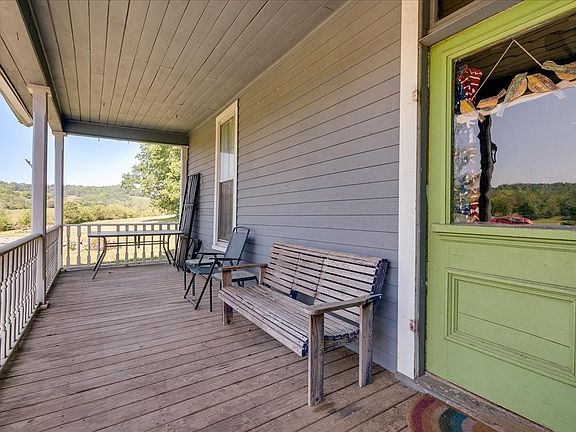 5th image of 7480 Beech Hill Rd