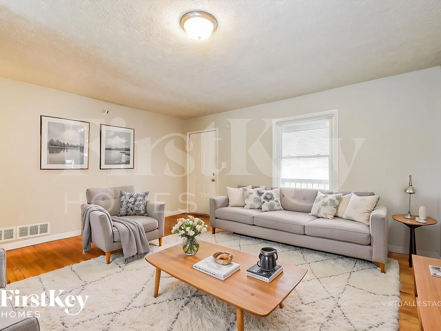 3 bed, 2.0 bath, 1885 sqft, $2,005 — Photo 3