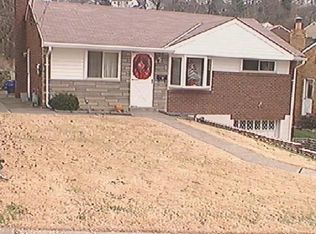 5221 Ranchview Dr, Pittsburgh, PA 15236