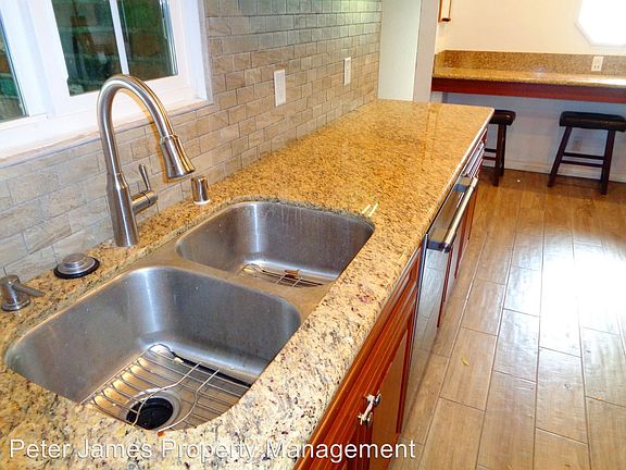 4th image of 14744 Grayville Dr