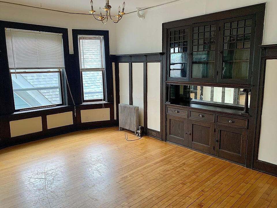 1st image of 1838 N Oakland Ave #6