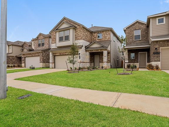 2nd image of 7915 Fijian Cypress Dr
