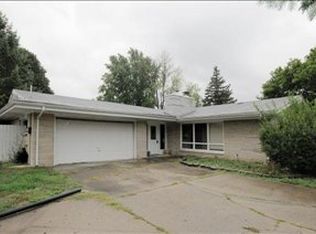6022 Crestwood Ave, Kalamazoo, MI 49048