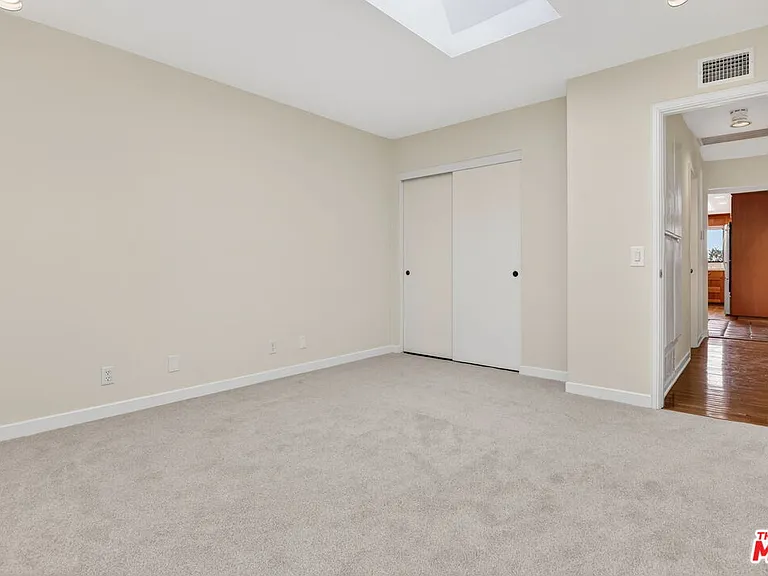 1331 Avenida De Cortez — Photo 29