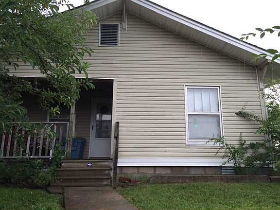 3rd image of 518 S College Ave