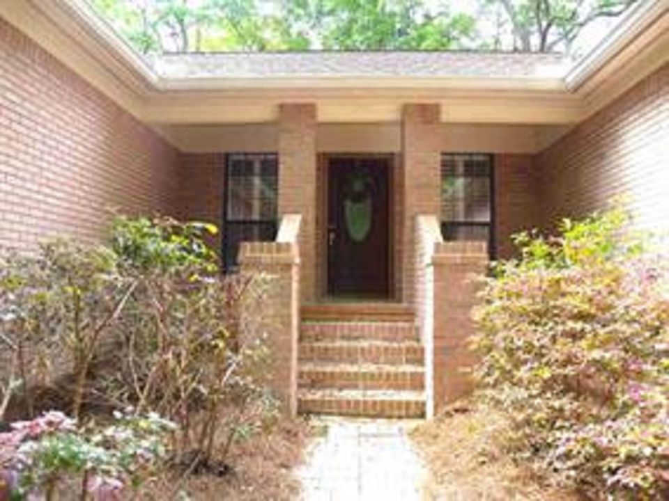 1st image of 6279 Crestwood Dr