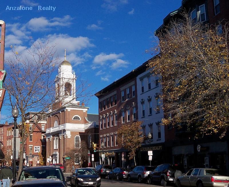 2nd image of 387 Hanover St #2