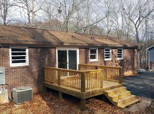 54 English Dr #UPSTAIRS, Candler, NC 28715