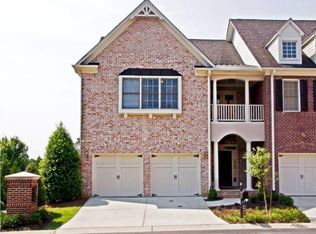 1302 Village Terrace Ct, Dunwoody, GA 30338