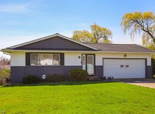6077 Sunset Dr, Bedford Heights, OH