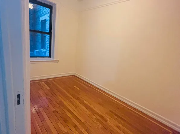 815 West 181st Street image 17 of 29