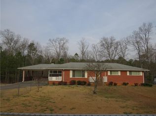 1406 N Bellview Rd, Aragon, GA 30153