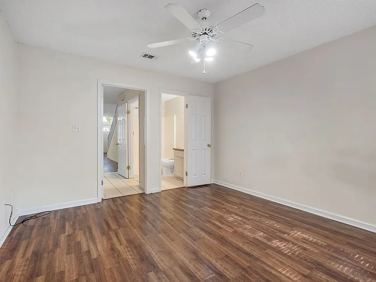 3056 Royal Palm Way — Photo 15