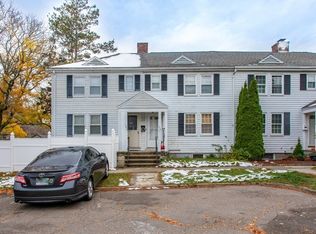 196 Quincy Shore Dr, Quincy, MA 02171