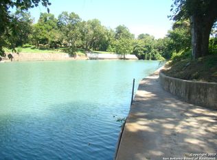 130 Antelope Ln, Seguin, TX 78155