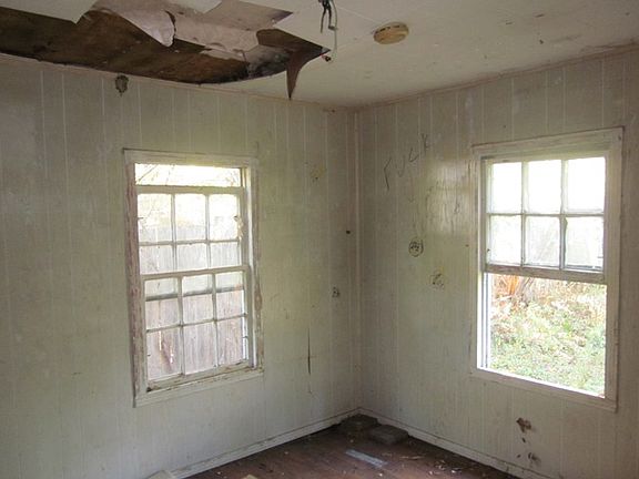 5th image of 546 Hearon St