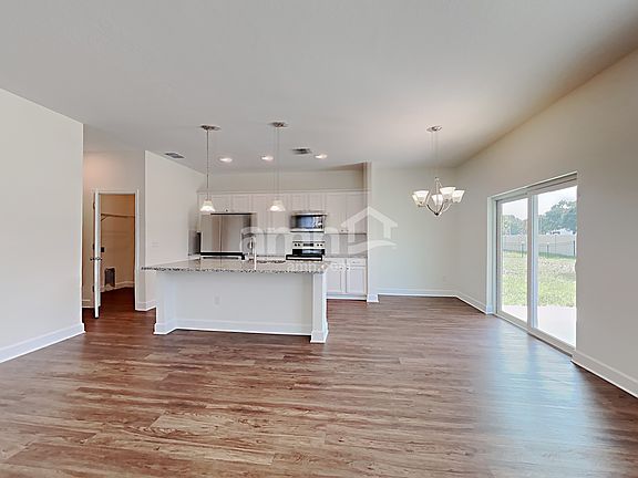 5th image of 907 Walden Pond Dr