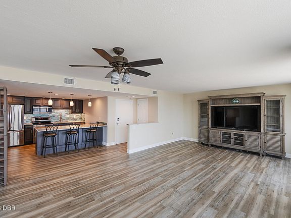 3rd image of 2900 N Atlantic Ave APT 604