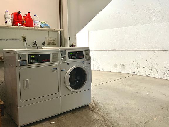 3rd image of 1215 11th Ave APT 5