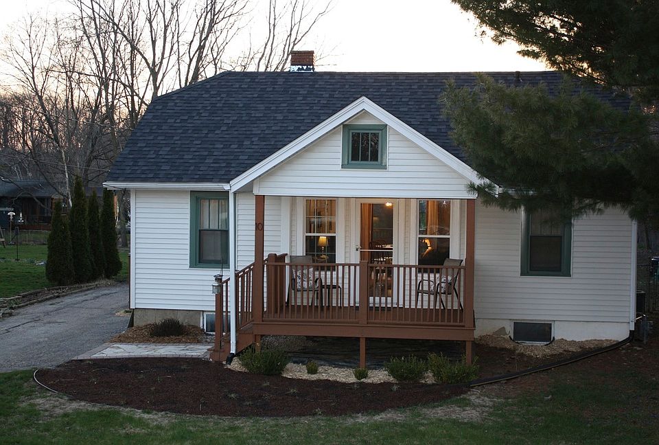 1st image of 10 Merrill Crest Dr