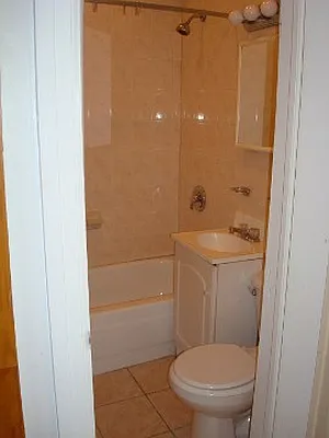 Rented by Realty Collective | media 25