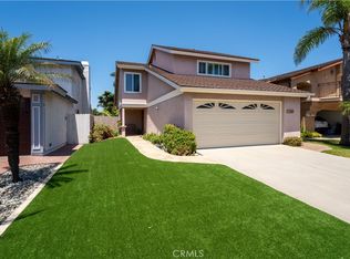 1106 Ridgecrest Cir, Costa Mesa, CA 92627