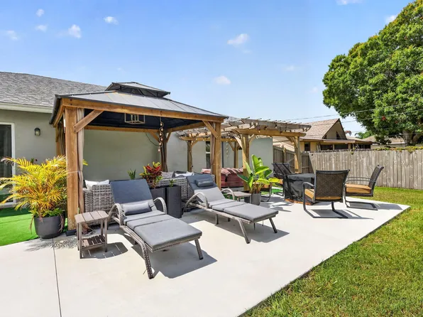 473 SE Streamlet Avenue, Port St Lucie, FL 34983