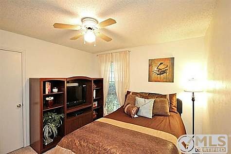 5th image of 4507 Woodcreek Dr