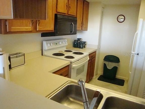 2nd image of 25188 Marion Ave #F