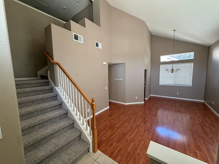 2154 Devin Ct — Photo 4