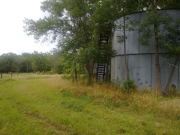 2nd image of 1226 N Virginia Ave