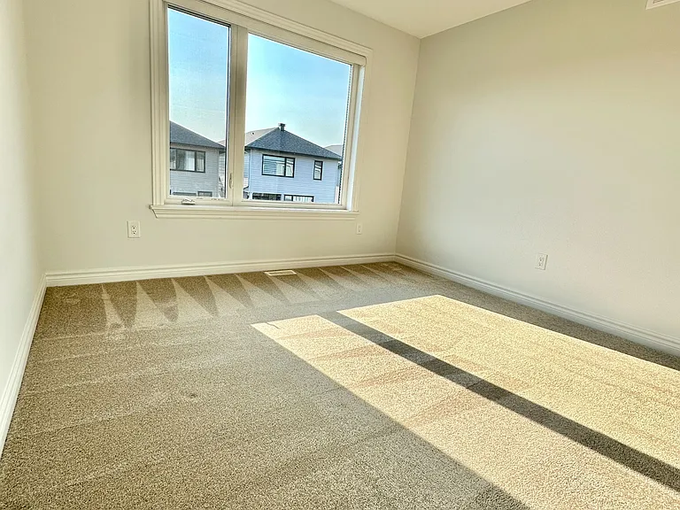 532 Supernova St — Photo 20