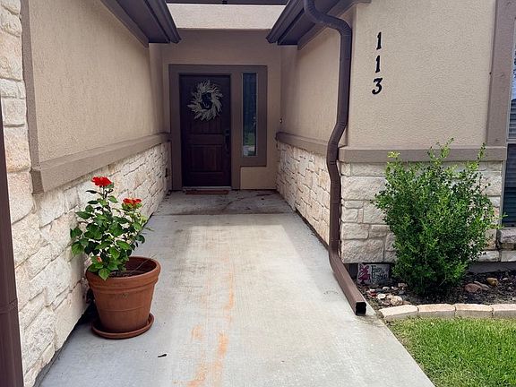 3rd image of 113 San Polo Ct