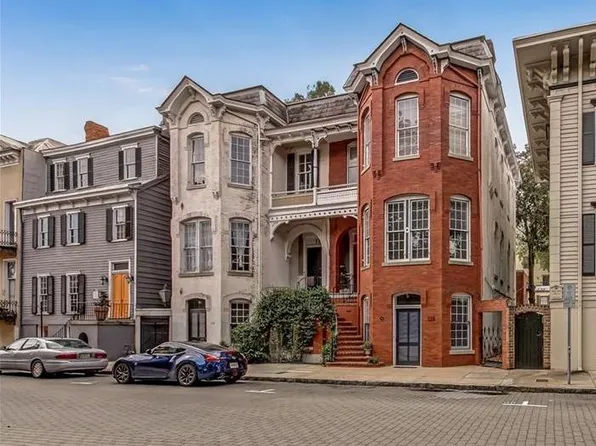 115 W Perry St, Savannah, GA 31401